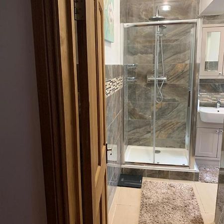 Fbs Homestay Norwood Kültér fotó